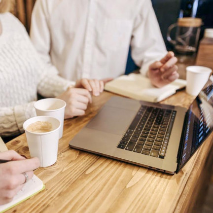 ARP0844 KPL 10SZT. KUBKÓW KUBKI PAPIEROWE 200ML