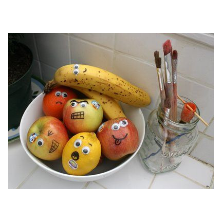 TG57512 RUCHOME OCZKA OCZY DO DEKORACJI 80SZT MASKOTEK