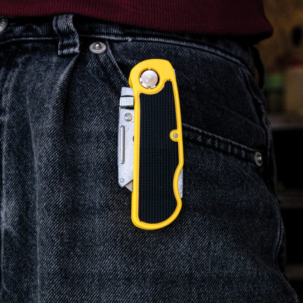 7398 TAPECIAK NÓŻ SKŁADANY TAPICERSKI + 5 OSTRZY 18 mm MEGA OSTRY