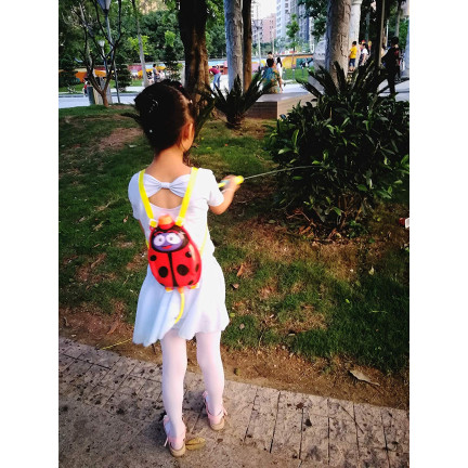 TG55531 PISTOLET NA WODĘ BROŃ Z PLECAKIEM SIKAWKA PSZCZÓŁKA BIEDRONKA PLECACZEK