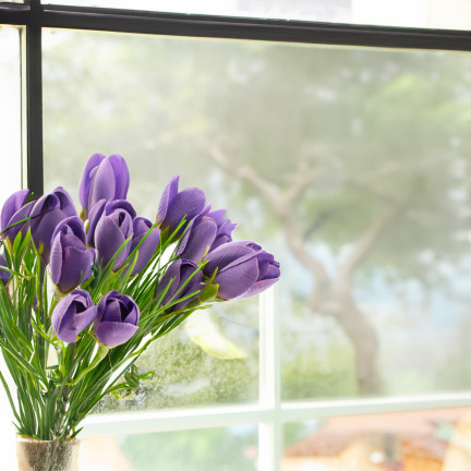 CV27023-10 KROKUS KROKUSY SZTUCZNE BUKIET KROKUSÓW W TRAWIE KOMPOZYCJA WIOSNA