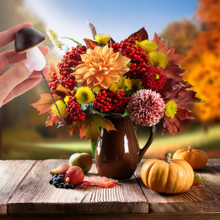 Grzybki dekoracyjne na piku, piankowe, brązowo-białe, z drucikiem, zestaw 6szt. 