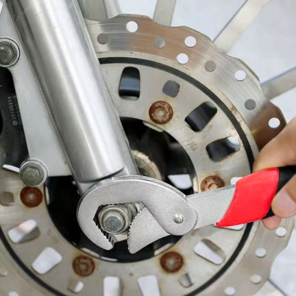 MM62 ZESTAW KLUCZY UNIWERSALNE 9-32 mm KLUCZE HAKOWE