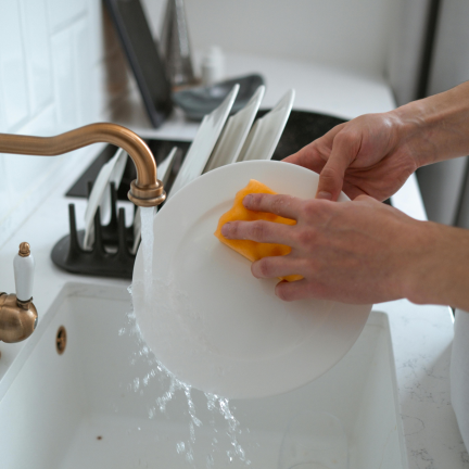 IM015 DOZOWNIK DO PŁYNU DO NACZYŃ