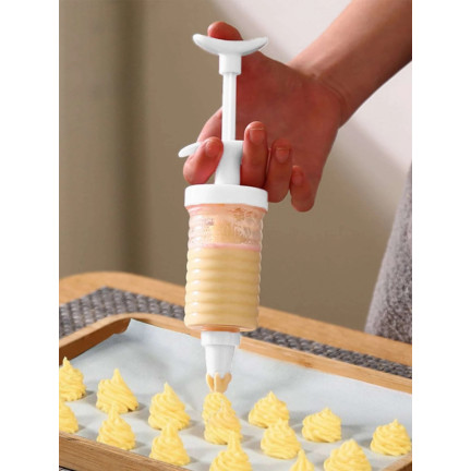 DO48 DEKORATOR SZPRYCA DO TORTÓW CIAST STRZYKAWKA + 8 KOŃCÓWEK