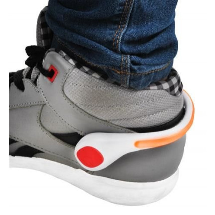 SS32 OPASKA DLA BIEGACZA NA BUTY BIAŁA LEDOWA ŚWIATŁO