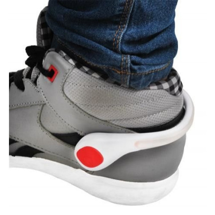 SS32 OPASKA DLA BIEGACZA NA BUTY BIAŁA LEDOWA ŚWIATŁO