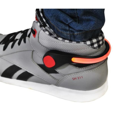 SS31 OPASKA LEDOWA DLA BIEGACZA NA BUTY CZARNA ŚWIATŁO