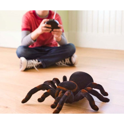 TG64210 PAJĄK GIGANT ZDALNIE STEROWANY TARANTULA Z PILOTEM SPIDER STRASZNY WŁOCHATY