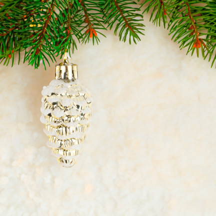 TG44018 BOMBKI SZYSZKA ZAWIESZKA SZYSZKI CHOINKOWE ZESTAW PLASTIKOWE 6SZT na stroik