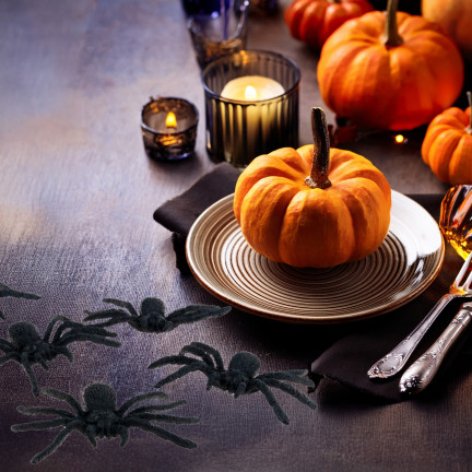 Sztuczne pająki, czarne, dekoracja Halloween, realistyczne, 6szt//kpl