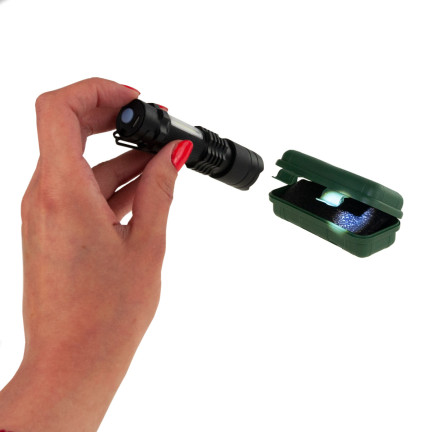 TG64636 LATARKA TAKTYCZNA LED ZOOM CREE DIODA Q5 z USB + etui