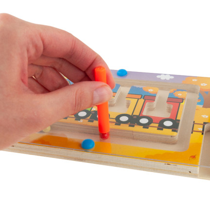 TG67022 DREWNIANY MAGNETYCZNY LABIRYNT POCIĄG MONTESSORI
