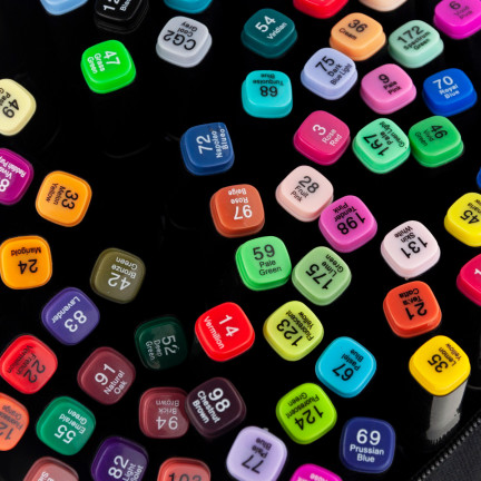 TG67374 MARKERY ALKOHOLOWE 80 SZT MAZAKI PISAKI DWUSTRONNE ZAKREŚLACZE + ETUI