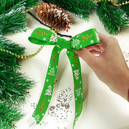 TG74288-1 WSTĄŻKA TAŚMA TASIEMKA DEKORACJA OZDOBA ŚWIĄTECZNA NA PREZENT STROIK WIANEK  2,7M