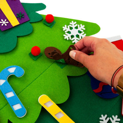 TG76362 CHOINKA Z FILCU Z OZDOBAMI SAMOPRZYLEPNYMI DRZEWKO ŚWIĄTECZNE KREATYWNE