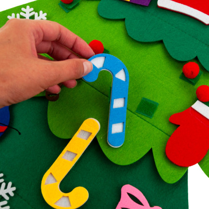 TG76362 CHOINKA Z FILCU Z OZDOBAMI SAMOPRZYLEPNYMI DRZEWKO ŚWIĄTECZNE KREATYWNE