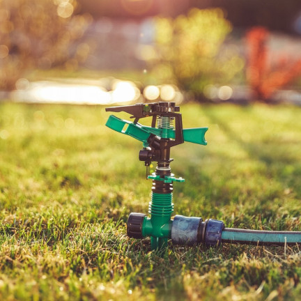 WIL4615 ZRASZACZ OGRODOWY PULSACYJNY spryskiwacz WBIJANY DO WĘŻA szybkozłączka 360°